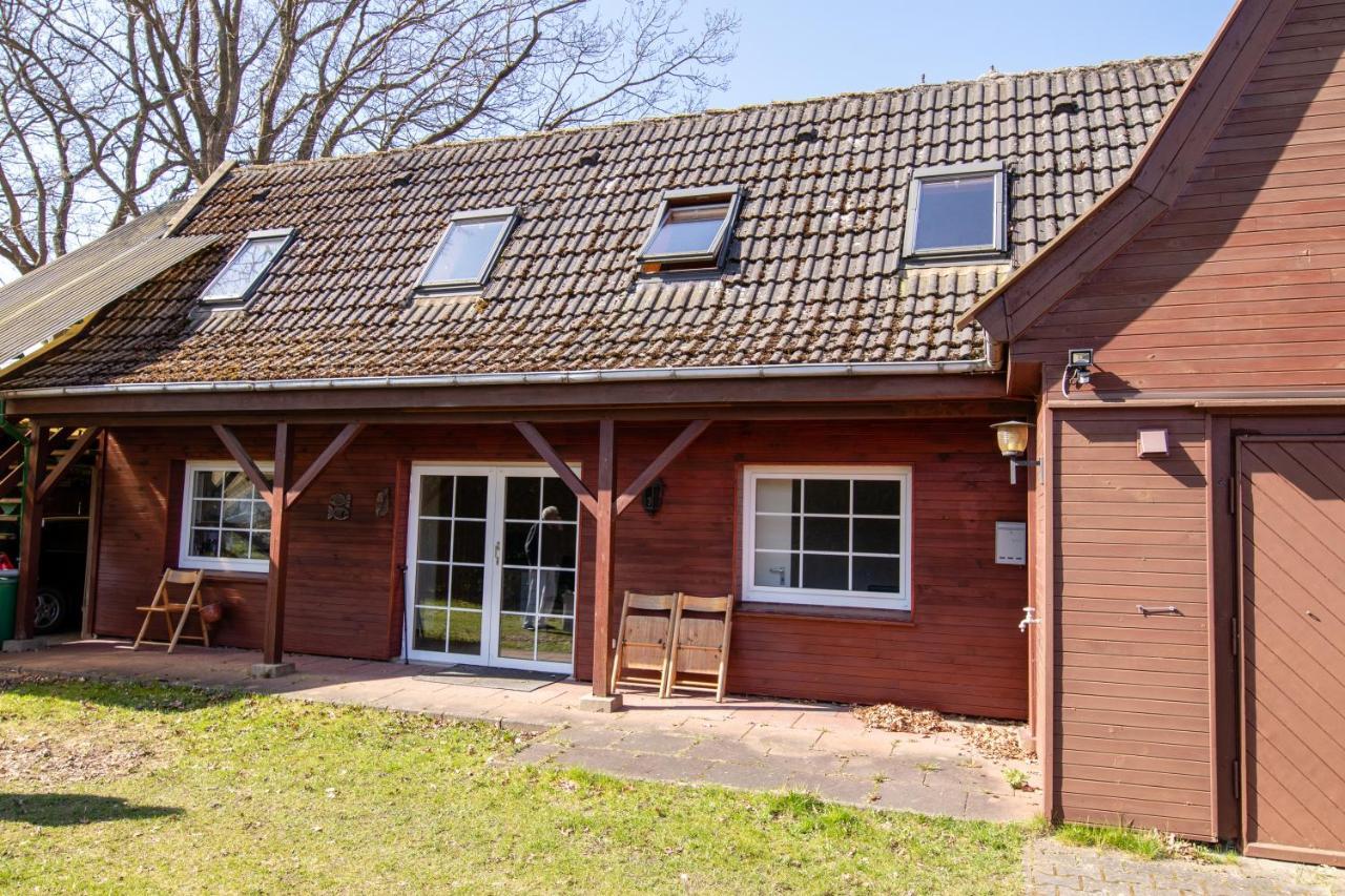 Ferienwohnung Christine Freest Екстер'єр фото